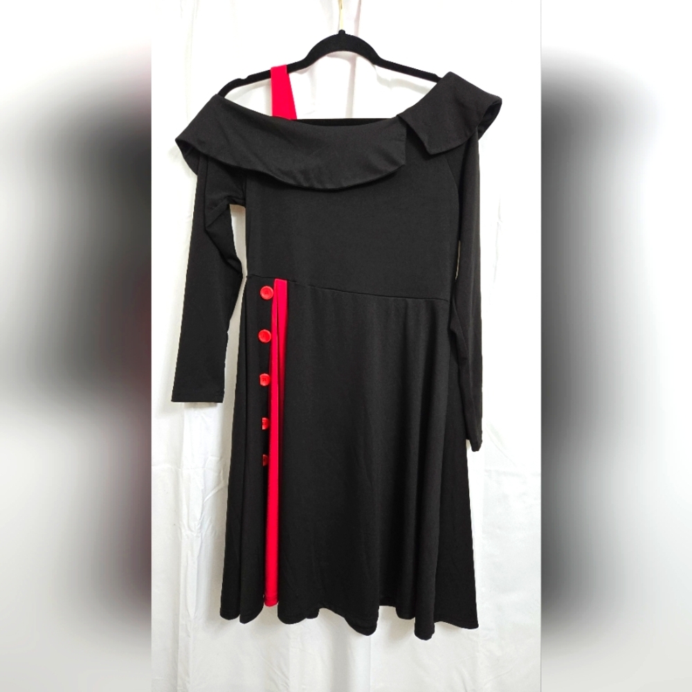 Misslook Skew Neck Button Embellished Color Block Dress Black Red Fairy Goth
